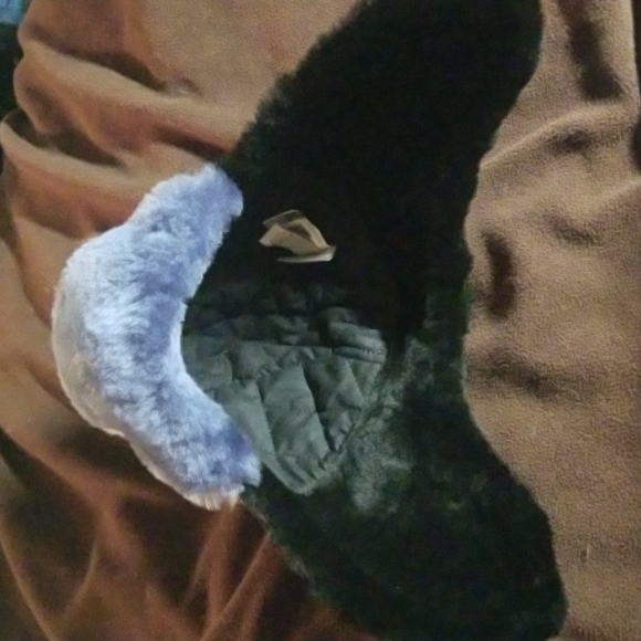 Ugg Kids Unisex Leather & Shearling Trapper hat blue sz. 2-4 years - Picture 11 of 11